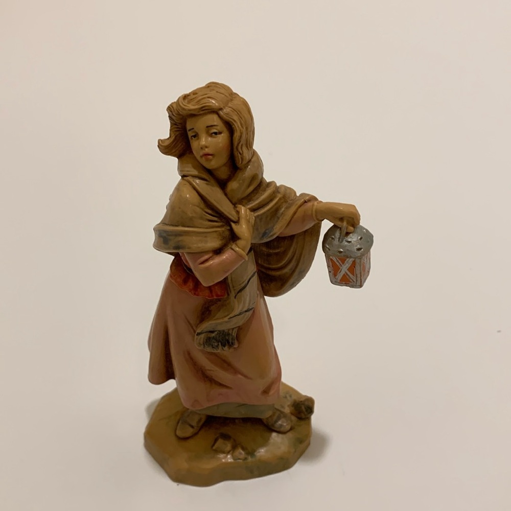Fontanini nativity, Elisabeth. From the 5” The Fontanini Heirloom Nativity.
